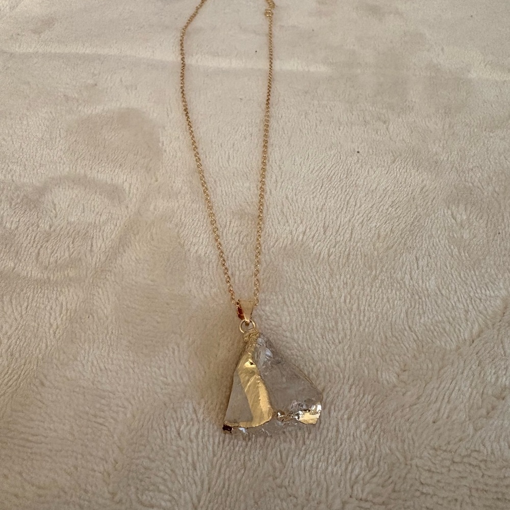 Clear Quartz Necklace ✧ Raw Crystal Pendant on Stainless Steel Chain ✧ Healing - Picture 3 of 3